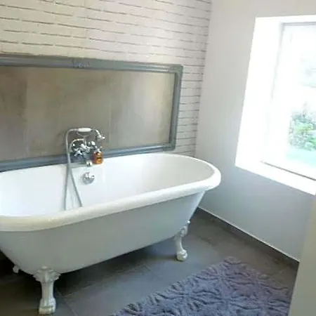 Hotel Le Clos De Chaussy Rolleboise