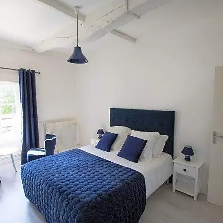 Le Clos De Chaussy Hotell